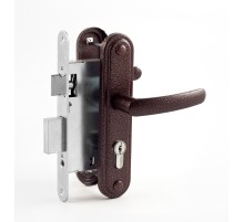 Замок Omega врезной цилиндровый с защёлкой в комплекте с ручкой ЗВ7.02 (медь), 4 кл.